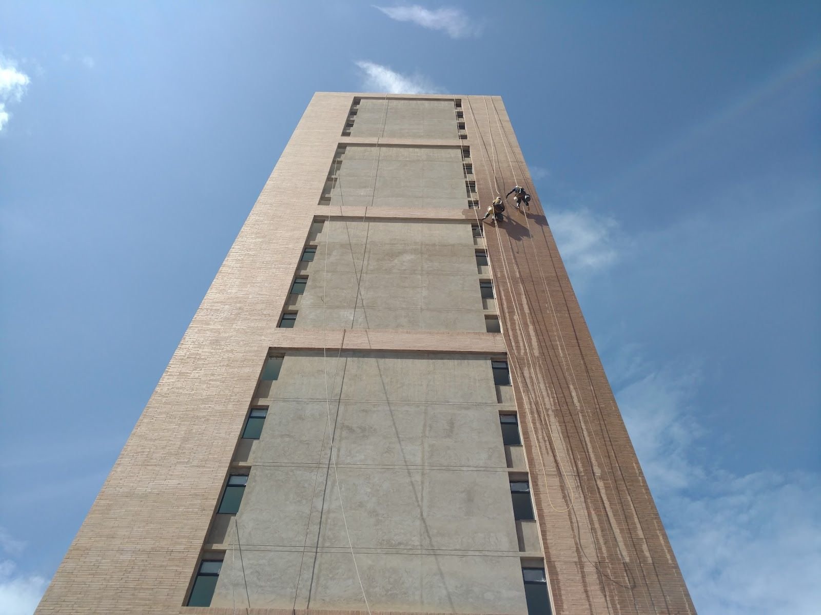 Fachada — Constructora Bolívar — JAMAN SAS