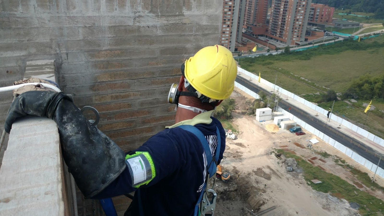 Fachada — Constructora Bolívar — JAMAN SAS
